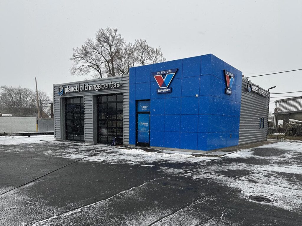 Planet Oil Change in Dearborn, MI