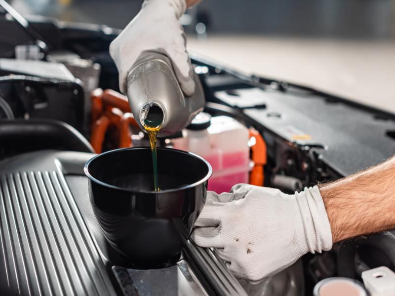 How Do I Find a Reliable Oil Change Services Near Me?