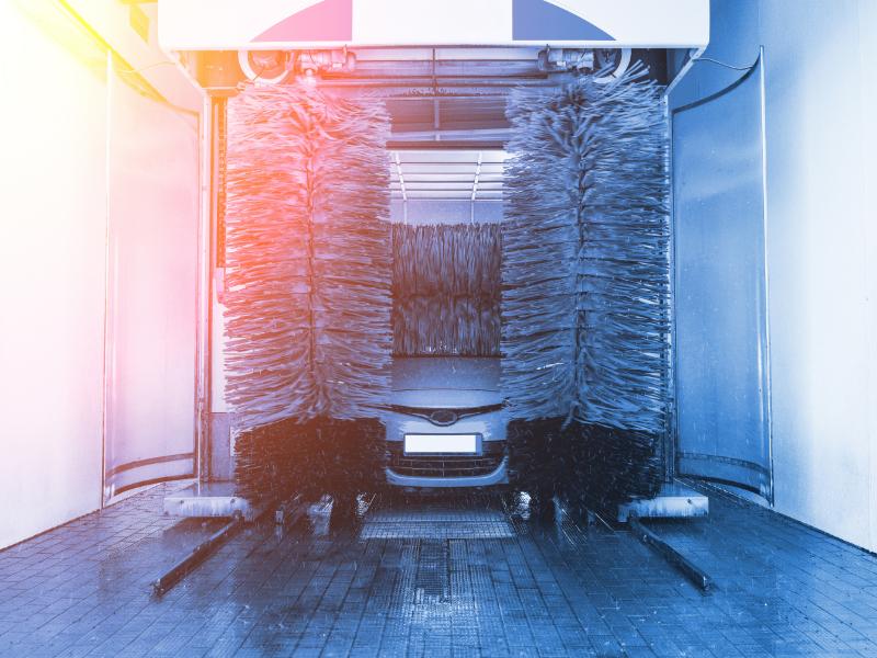What Should I Look for in a Car Wash Near Me in Dearborn Heights, MI?