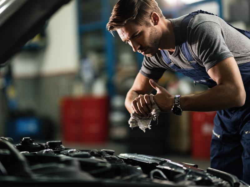 What Services Should I Expect for the Price in a Quality Oil Change Near Me?
