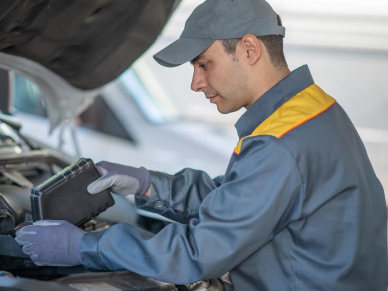 Decoding Oil Change Prices: Why Precision Outperforms Budget Shops