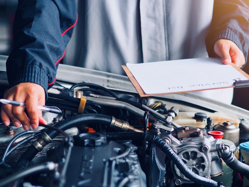 On-the-Spot Oil Changes Vs Dealership Car Care Services