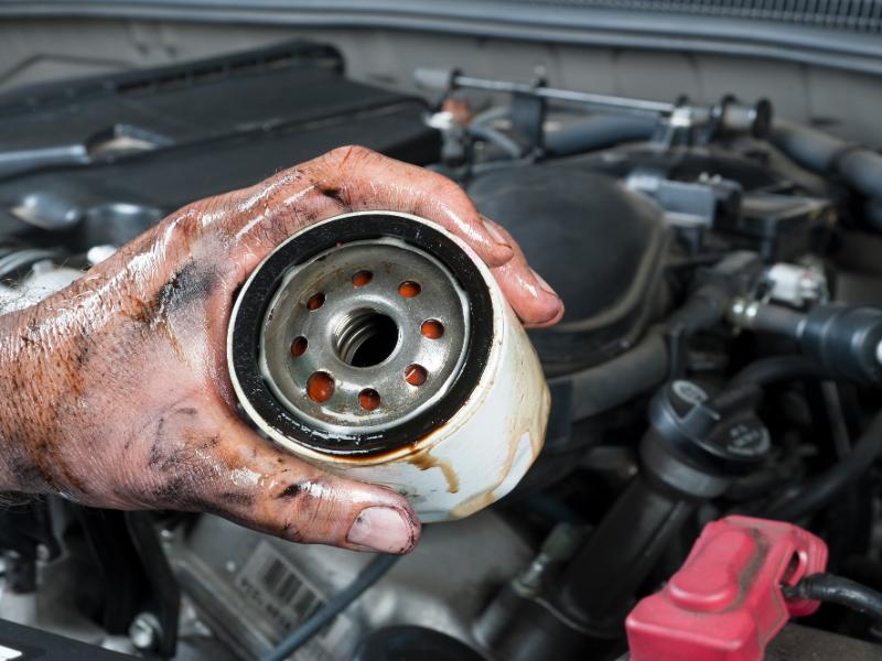 Where to Get a Fast Oil and Filter Change Near Waterford, MI